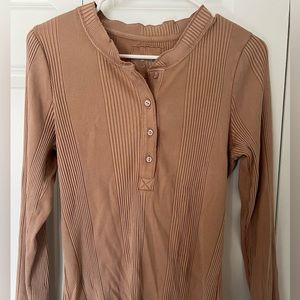 Aerie Henley Ribbed Button Long Sleeve Shirt Tan Large